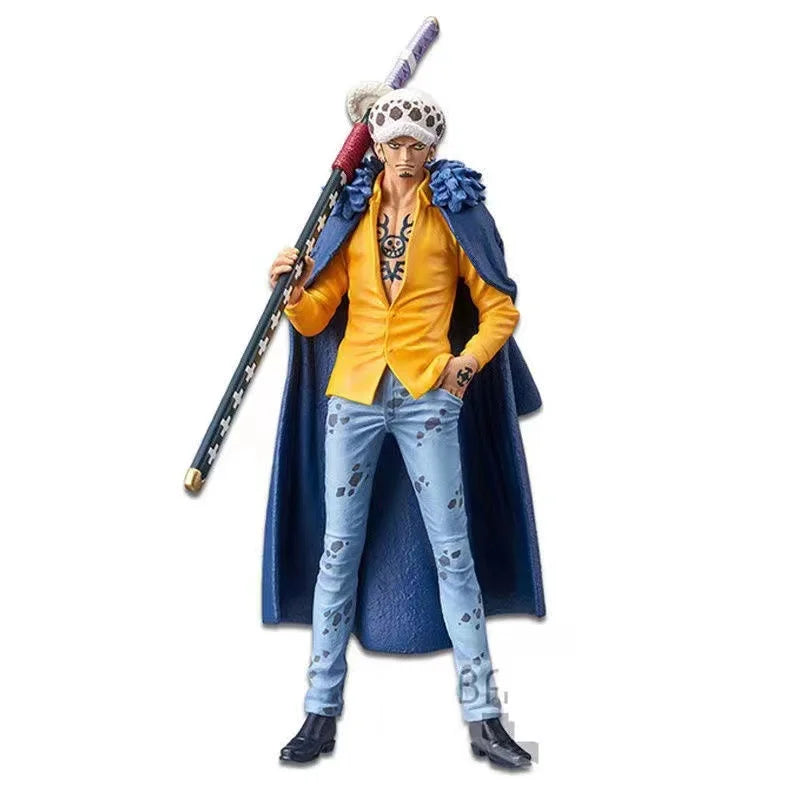 Action Figure Trafalgar Law – One Piece – 15 cm – PVC